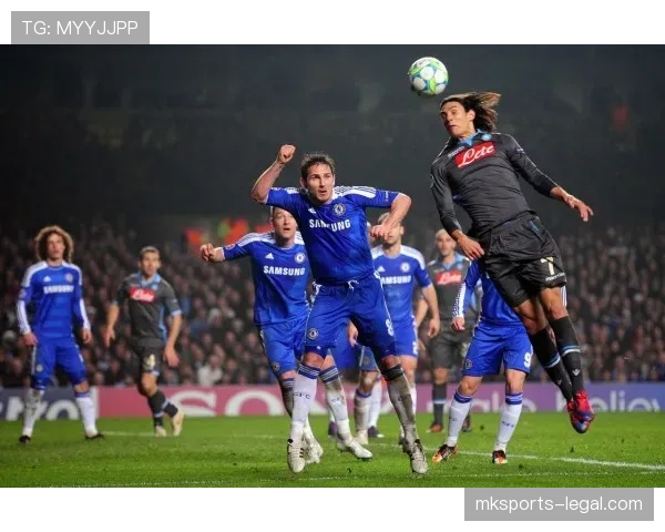 曼联砸重金引援却战绩持续下滑，引援策略与球队适配性是否存疑？