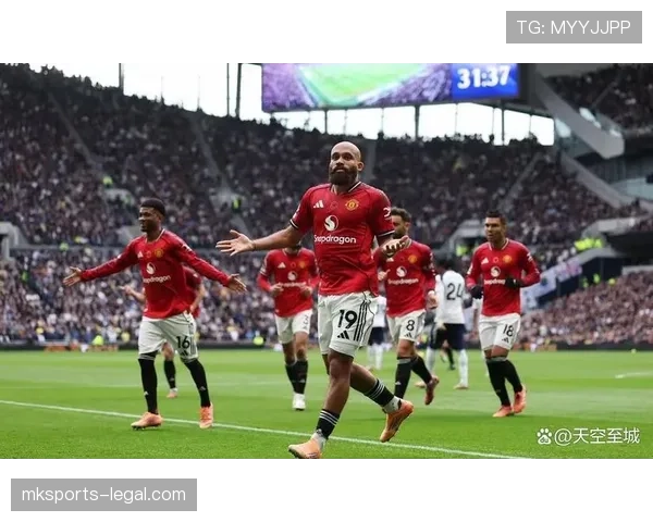 曼联锋线效率问题突出，对球队赛季成绩稳定性产生持续影响